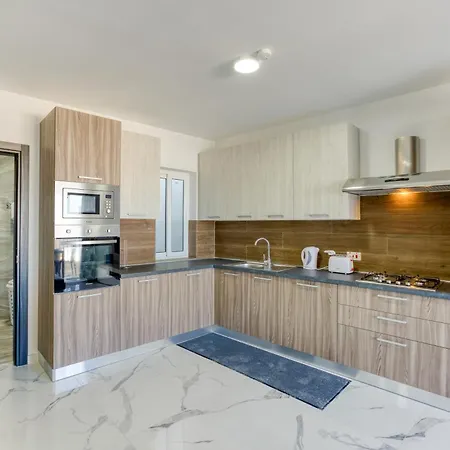 Cosy 3br With Breathtaking Views Of St Pauls By 360 Estates Apartment St. Paul's Bay